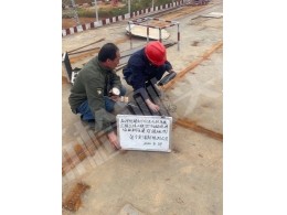云南，紅河州建水至元陽(yáng)高速公路土建工程，螞蝗塘匝道鋼箱梁焊縫檢測(cè)現(xiàn)場(chǎng)作業(yè)